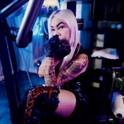 MISTRESSDIOR
