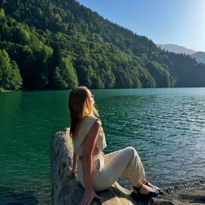 Alina-146
