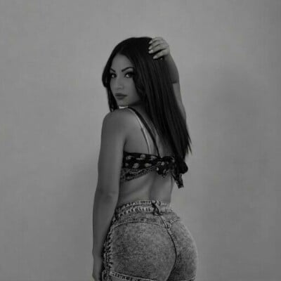 Vanessa24