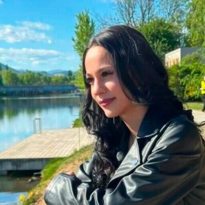 Melissa-52